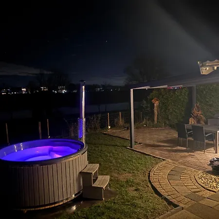 Ferienhaus Milos Mit Flussblick Lathum