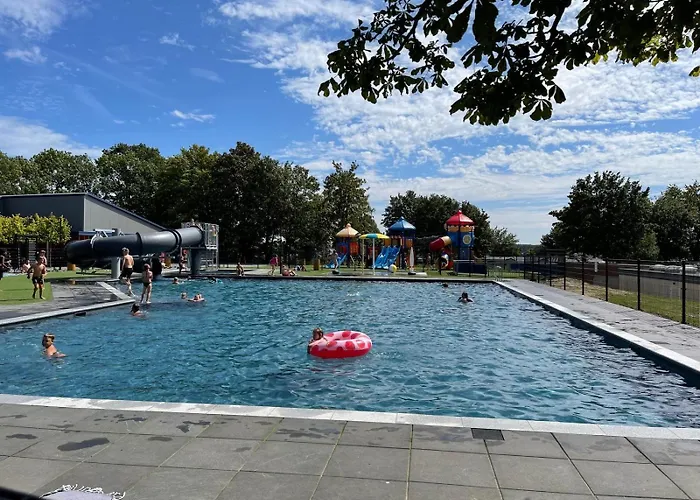 Milos Mit Flussblick Holiday home Lathum