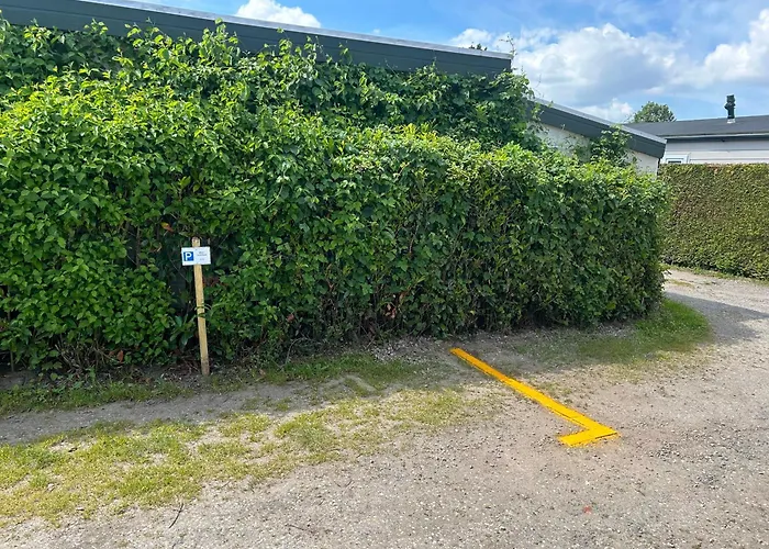 Milos Mit Flussblick * Lathum