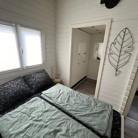 Milos Mit Flussblick Дом отдыха